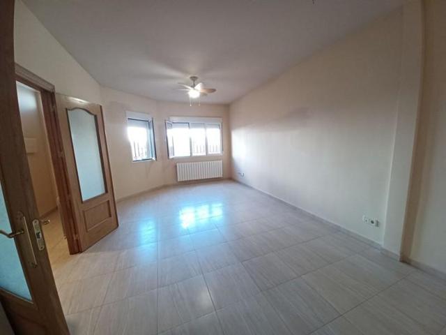 Adosada en venta en Villalgordo del Júcar, Villalgordo Del Jucar photo 0