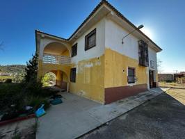 Chalet en venta en Cheste, Cheste photo 0