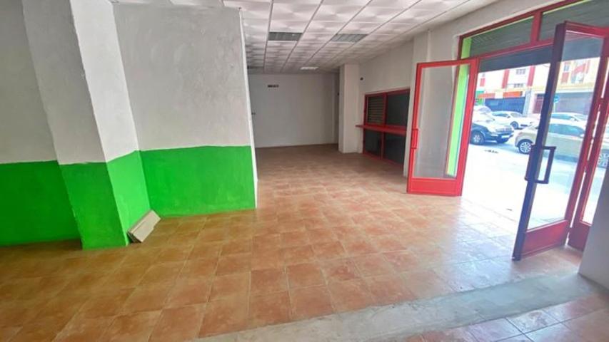 Local comercial en venta en Murcia, Barrio del Carmen photo 0