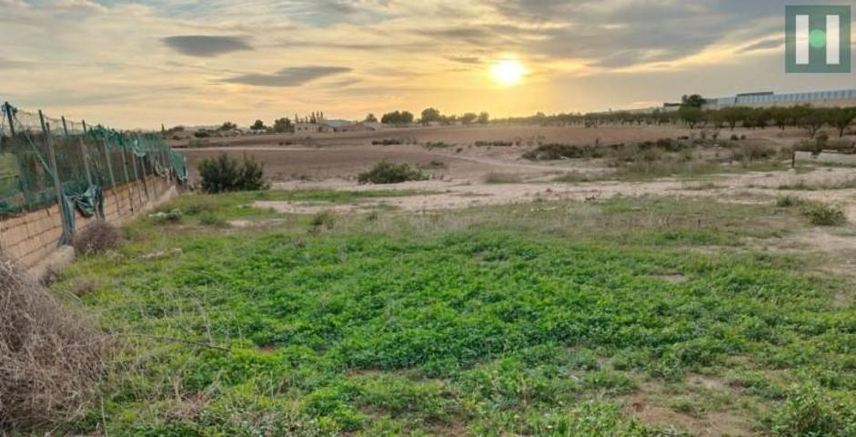 Casa con terreno en venta en Cartagena photo 0