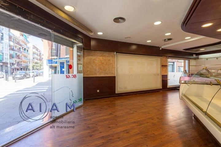 Local comercial en venta en Pineda de Mar, Poblenou photo 0