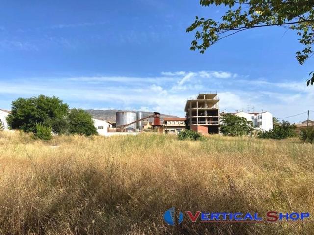 Terreno en venta en Caudete, Mercadona photo 0