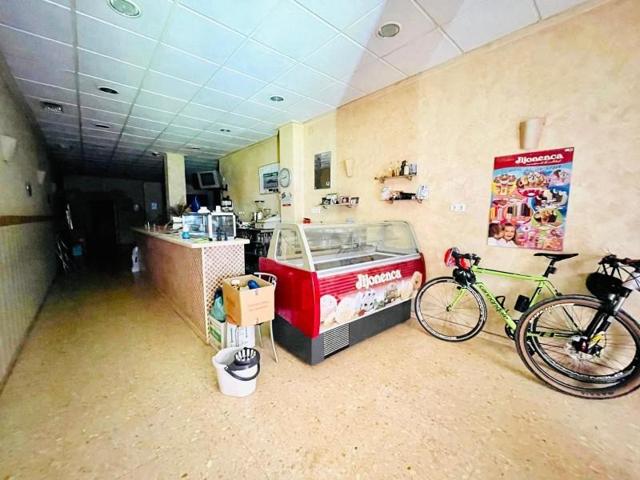 Local comercial en venta en Elche, Corte Ingles photo 0