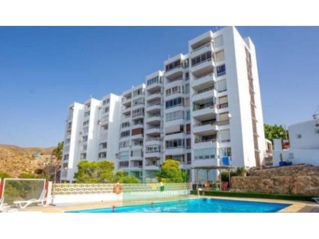 Piso en venta en Almería photo 0