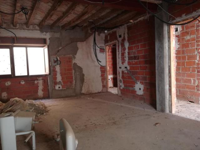 Casa en venta en La Roda, Bascula photo 0