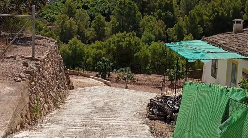 Chalet en venta en Polop, Chirles photo 0