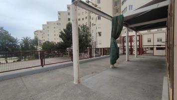 Local comercial en venta en Alicante, San Gabriel photo 0