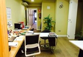 Local comercial en venta en Oviedo, Oviedo photo 0