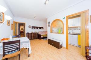 Apartamento en venta en Torrevieja photo 0