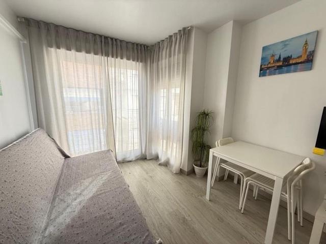 Apartamento en venta en Torrevieja photo 0