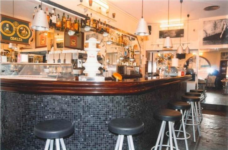 Local comercial en venta en Calafell, Platja de Calafell photo 0