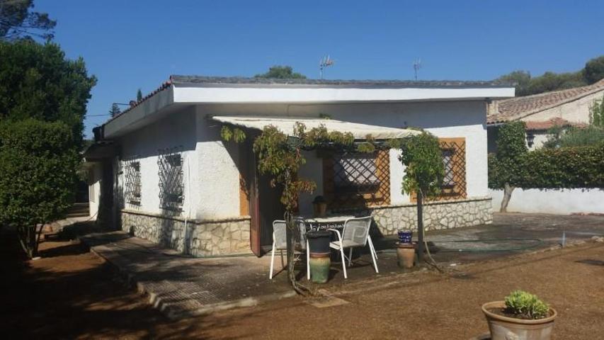 Chalet en venta en Siete Aguas, Comunidad valenciana photo 0
