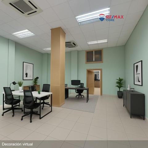 Local comercial en venta en Badajoz, Sta. Marina photo 0