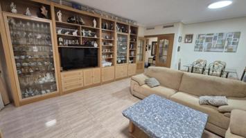 Apartamento en venta en Torrevieja, Centro photo 0