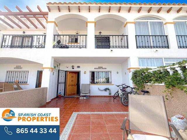 Adosada en venta en Orihuela Costa, Punta Prima photo 0
