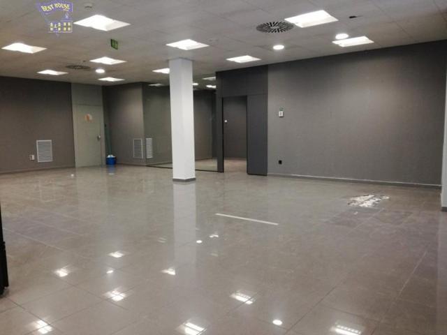 Local comercial en venta en Arcos de la Frontera, Las canteras photo 0