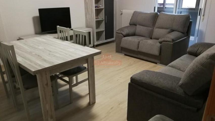 Piso en alquiler en Albacete, Ensanche-Circunvalacion photo 0