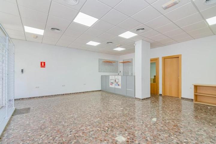 Local comercial en alquiler en Zubia, Centro photo 0