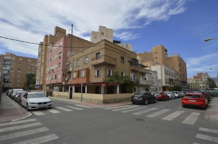 Apartamento en alquiler en Almería, Zapillo photo 0