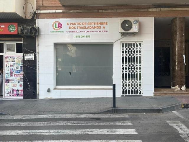 Local comercial en alquiler en Torrevieja, Torrevieja photo 0