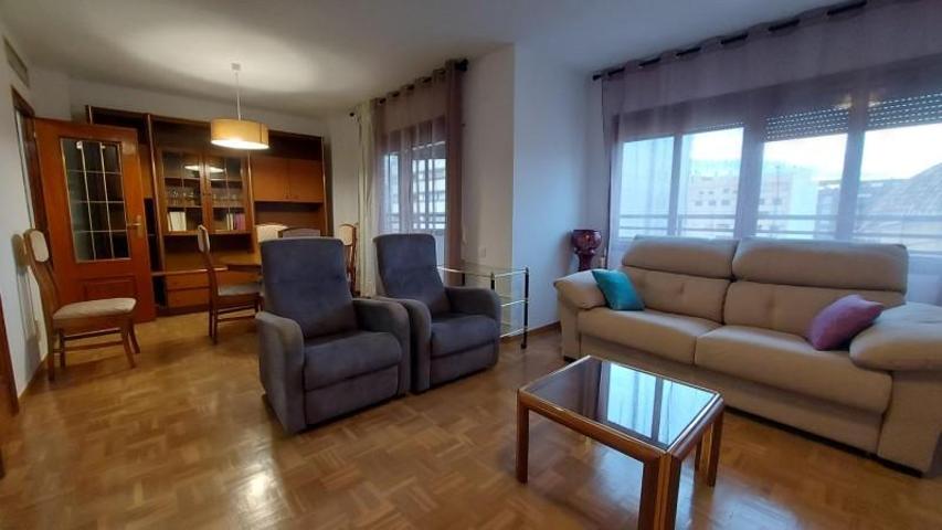 Piso en alquiler en Valencia, Ciutat Vella photo 0