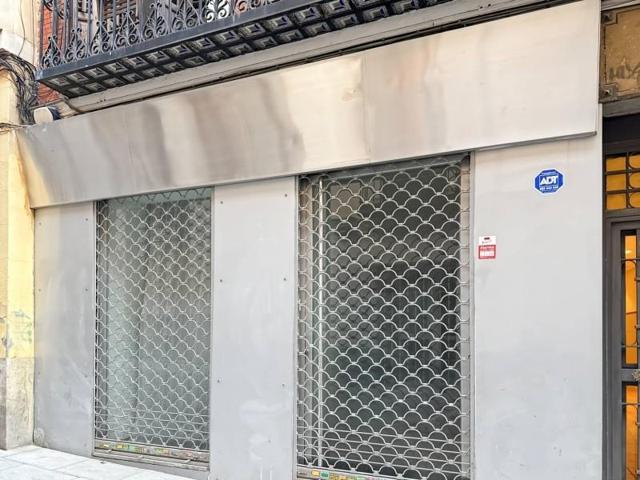 Local comercial en alquiler en Madrid, Malasaña- Universidad photo 0