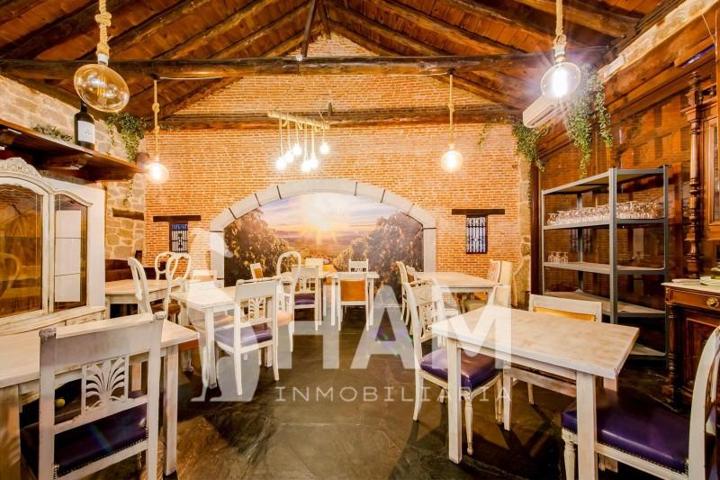 Local comercial en alquiler en Moralzarzal, Moralzarzal photo 0