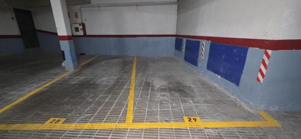 Parking en venta en Barcelona, La Prosperitat photo 0