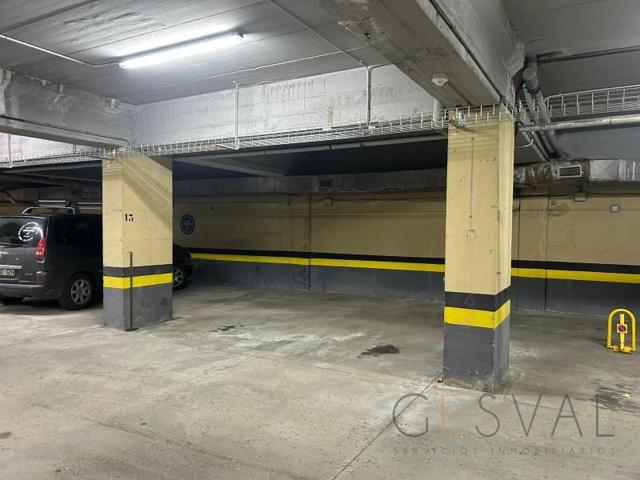 Parking en venta en Naut Aran photo 0