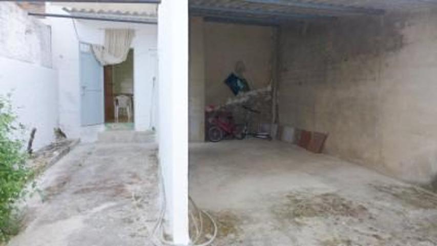 Garaje en venta en Priego de Córdoba, Zamoranos photo 0