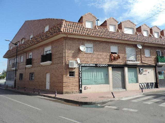 Piso en venta en Yeles, Castilla la mancha photo 0