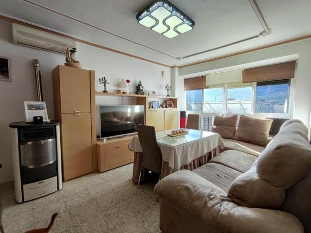 Piso en venta en Doña Mencía, Próxima al ayuntamiento photo 0