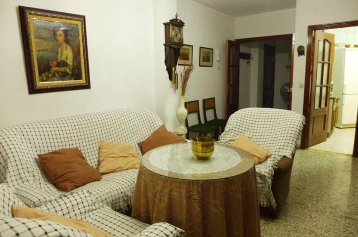 Piso en venta en Baena, Centro-Ensanche photo 0