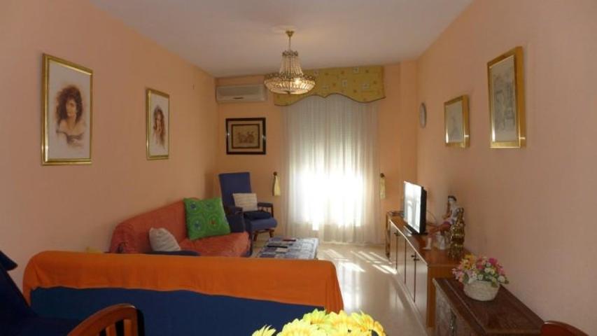 Piso en venta en Baena, Zona Pedro Muñoz photo 0