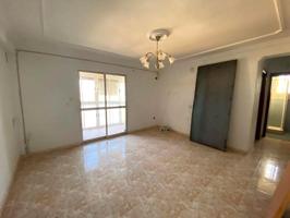 Piso en venta en Dos Hermanas, Calle Rosa, 41701 photo 0