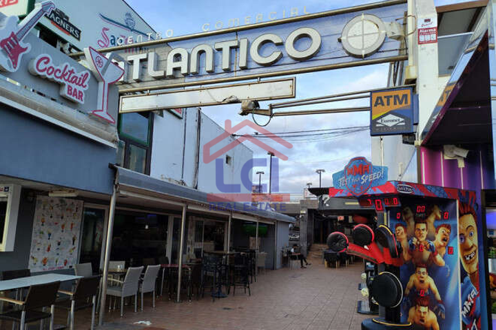 Local comercial en venta en Tías, Puerto del Carmen photo 0