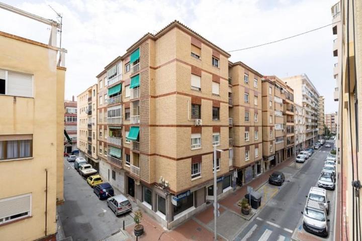 Piso en venta en Motril, Motril pueblo photo 0