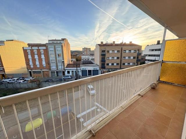 Piso en venta en Igualada, Poble Sec photo 0