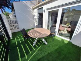 Estudio en venta en Torrevieja, Torretas photo 0