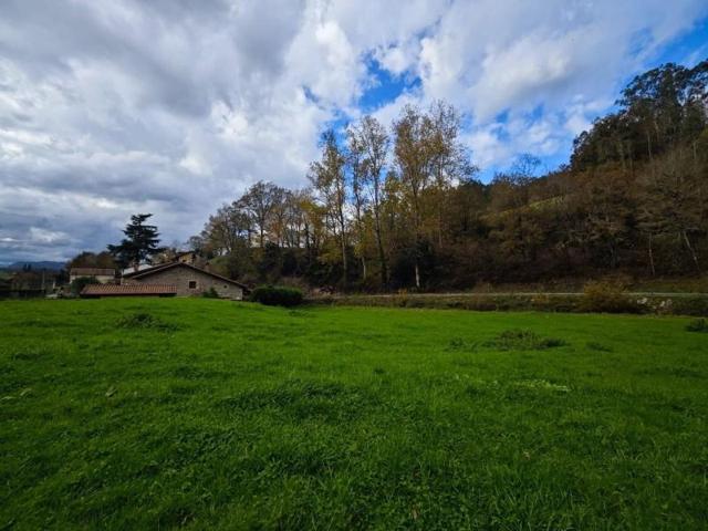 Terreno en venta en Cabezón de la Sal, Northern spain photo 0