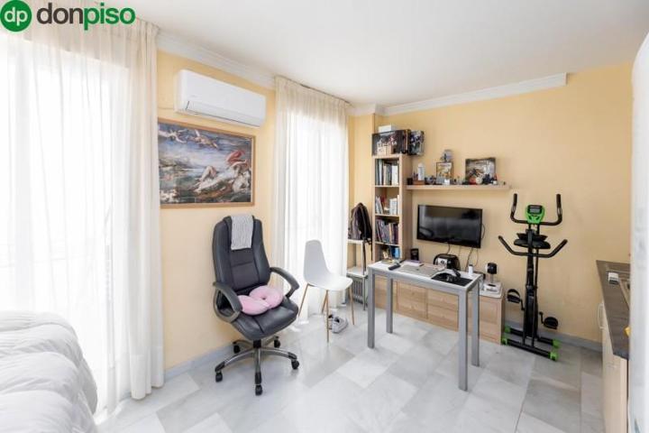 Estudio en venta en Granada, Realejo photo 0