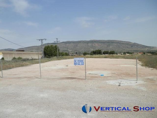 Terreno en venta en Caudete, Avenida de Valencia photo 0
