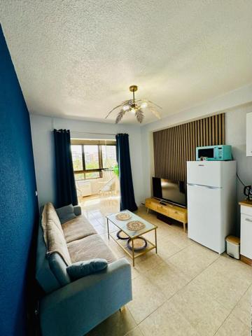 Apartamento en venta en Torrevieja, Cabo cervera photo 0