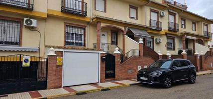 Chalet en venta en Atarfe, Calle Fuente Vaqueros, 18230 photo 0