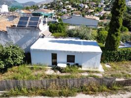 Casa con terreno en venta en Orba photo 0