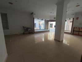 Casa en venta en Petrer, Comunidad valenciana photo 0