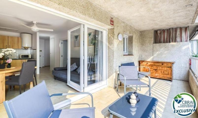 Apartamento en venta en Empuriabrava, Port Emporda photo 0