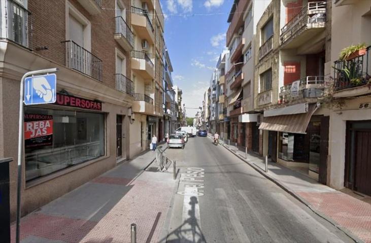 Local comercial en venta en Lucena, Lucena photo 0