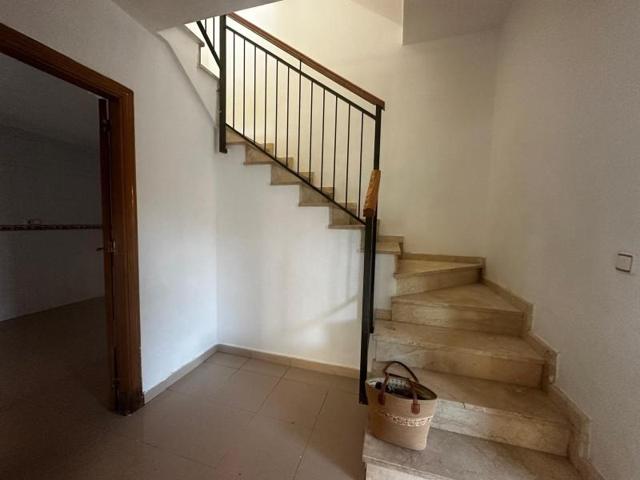 Adosada en venta en Pinoso, Pinoso photo 0