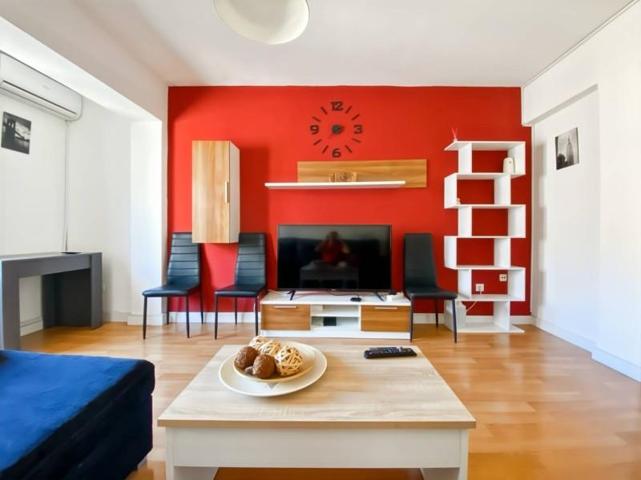 Piso en venta en Almería photo 0